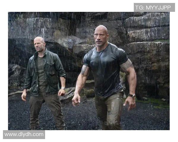 《足球明星挑战中国综艺竞技赛场展现多面才华与运动激情》