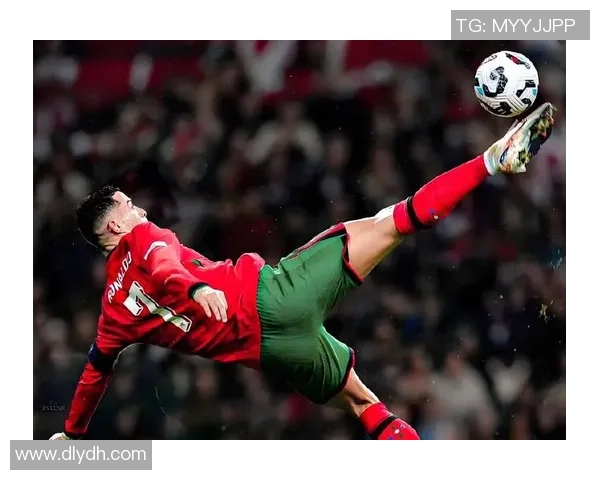 以21号球衣踢足球的传奇球星盘点与回顾 以21号球衣踢足球的传奇球星盘点与回顾