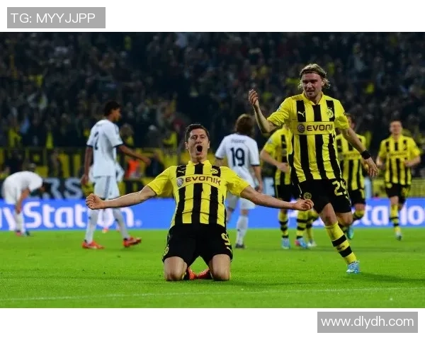 波兰足球新星崛起 探寻莱万多夫斯基之后的未来领军人物 波兰足球新星崛起 探寻莱万多夫斯基之后的未来领军人物